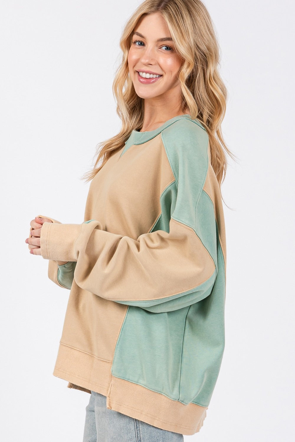 SAGE + FIG Oversized Color Block Round Neck Sweatshirt in Mint Cookie NWT