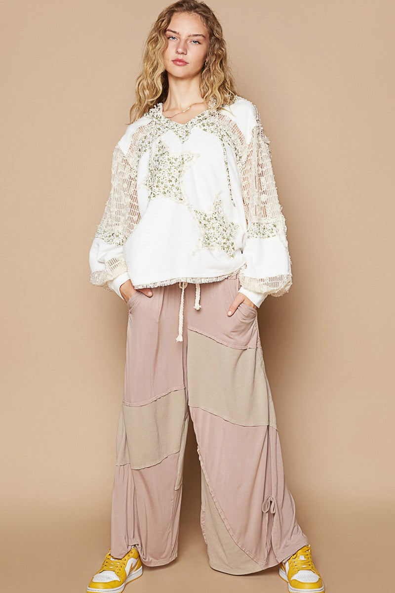 POL Star Patch Lace Sleeve V-Neck Hoodie Top in Ivory Multi