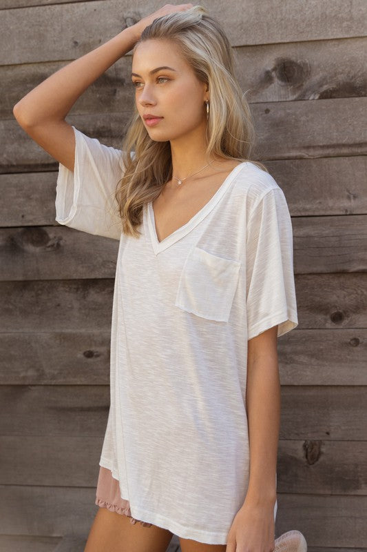 POL Slub Knit V-Neck Tunic T-Shirt in Off White