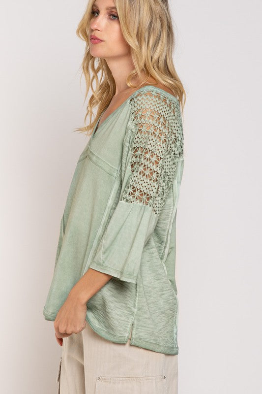 POL Crochet V-Neck Flowy Top