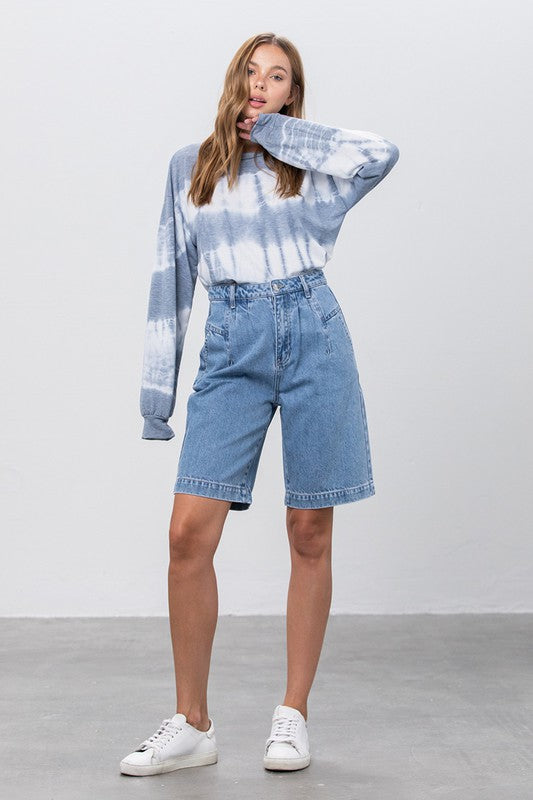 INSANE GENE MEDIUM BLUE WASH DENIM MOM SHORTS