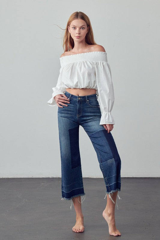 MID-RISE CROP FLARE JEANS