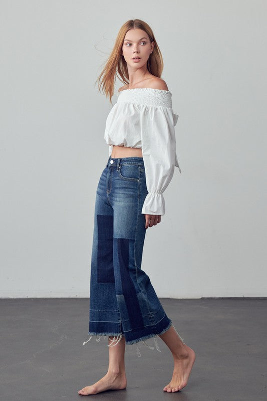 MID-RISE CROP FLARE JEANS