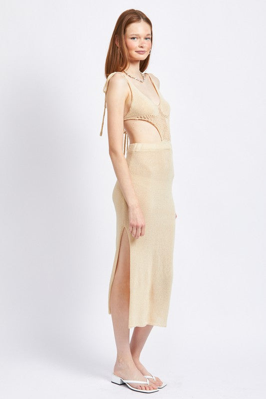 EMORY PARK CUT OUT DETAUL MIDI DRESS WITH SHOULDER TIES IN TAN