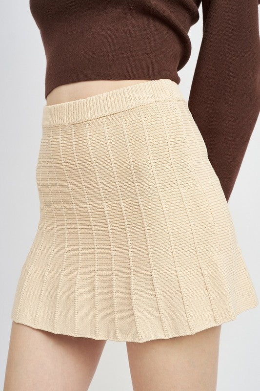 EMORY PARK PLEATED MINI SKIRT WITH ELASTIC WAISTBAND