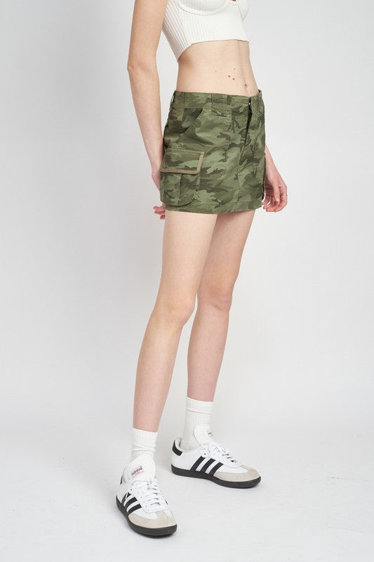 EMORY PARK CAMO CARGO MINI SKIRT