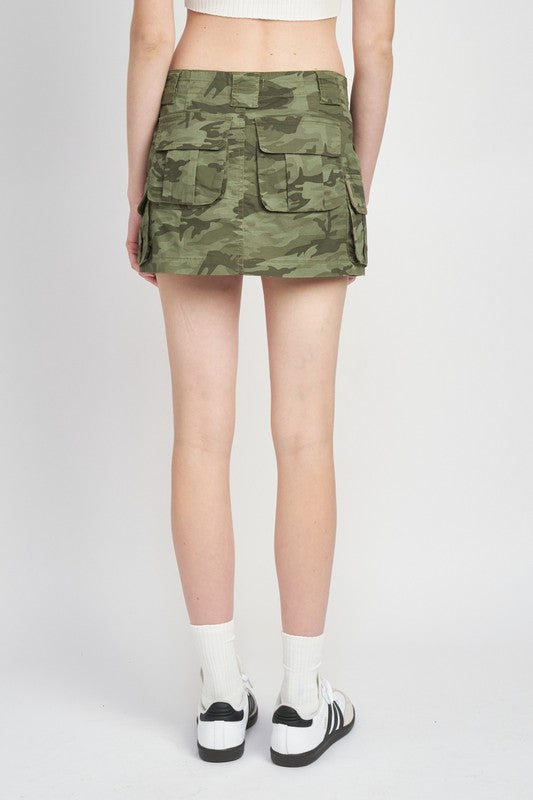 EMORY PARK CAMO CARGO MINI SKIRT