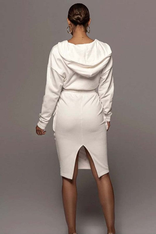 BY CLAUDE TWO PIECE LONG SLEEVE CROP TOP AND SKIRT