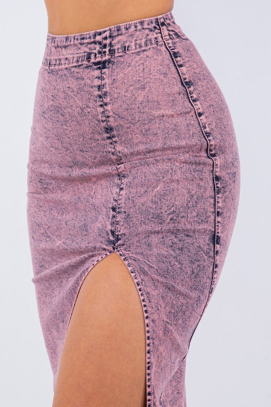 GJG Denim High Rise Slit Denim Midi Skirt in Mineral Wash Pink