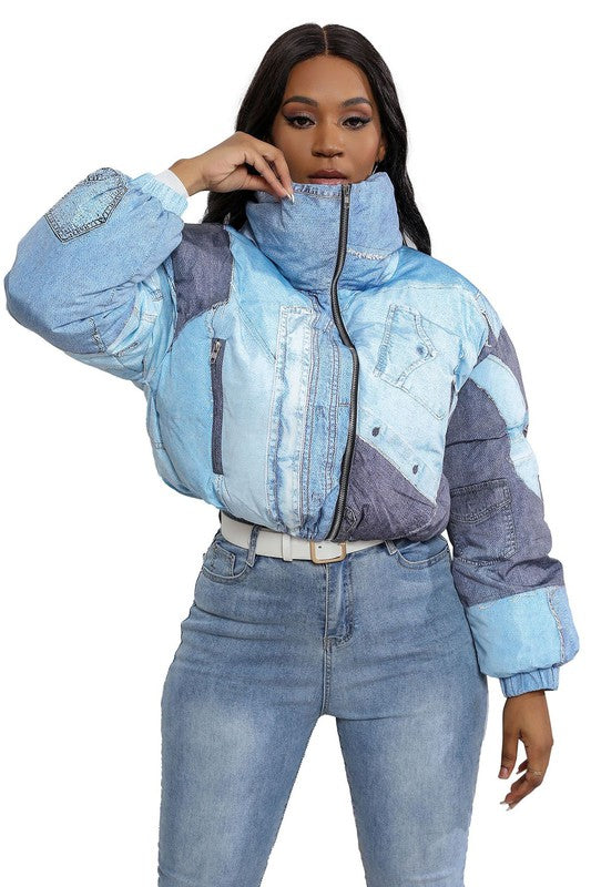 BY CLAUDE DENIM PRINT CROPPED PUFFER JACKET