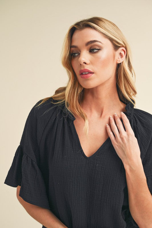 Aemi+Co Tes 3/4 Sleeve Ruffle Top