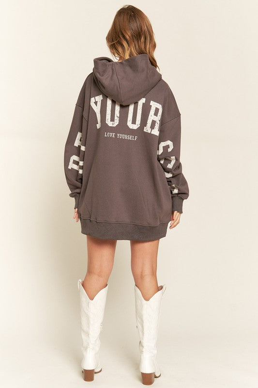 JADE BY JANE BE YOUR SELF OVERSIZED GRAPHIC SWEATSHIRT