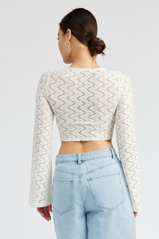 EMORY PARK 70s CROCHET BELL SLEEVE CROP TOP