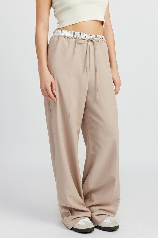 EMORY PARK CONTRAST WAIST RELAXED FIT DRAWSTRING PANTS IN TAUPE