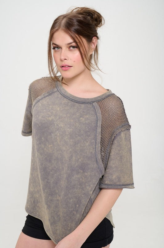 JADE BY JANE MINERAL WASHED SHORT SLEEVE FISHNET SHOULDER TEE