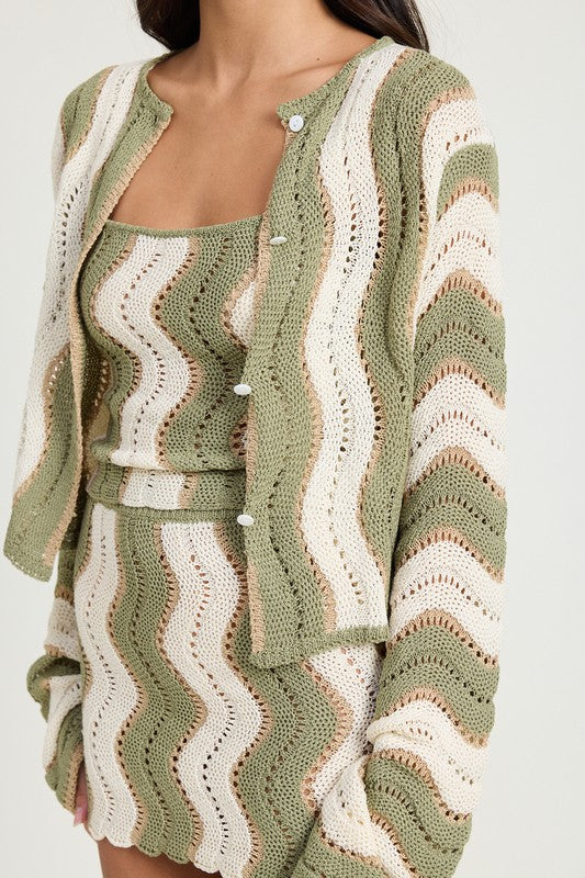 EMORY PARK TEXTURED BELL SLEEVE CROP CARDIGAN SWEATER