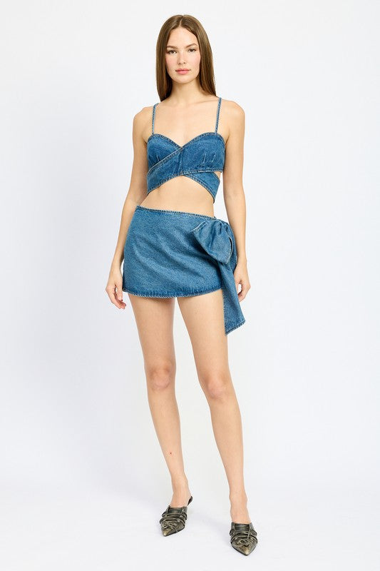 EMORY PARK WRAPPED DETAIL DENIM CROP CAMI TOP