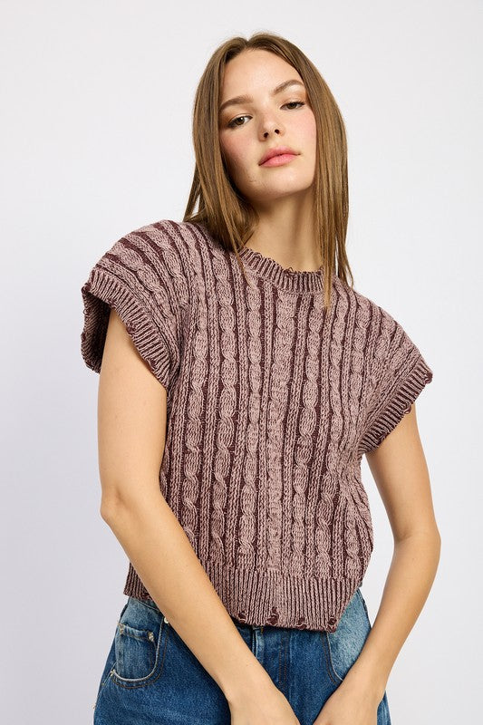 EMORY PARK CABLE KNIT SHORT SLEEVE TOP