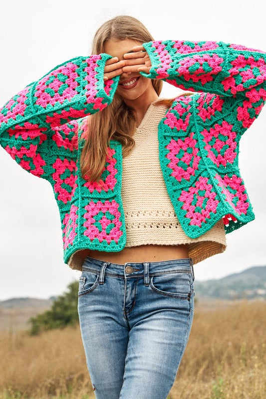 Davi & Dani Two-Tone Floral Square Crochet Open Knit Cropped Cardigan