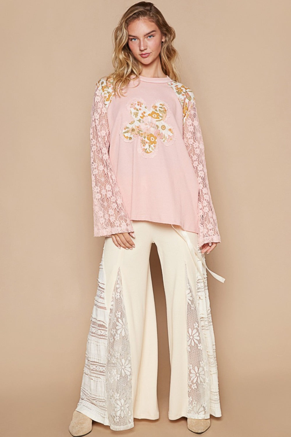 POL Flower Patch Lace Sleeve Knit Top in Dusty Pink