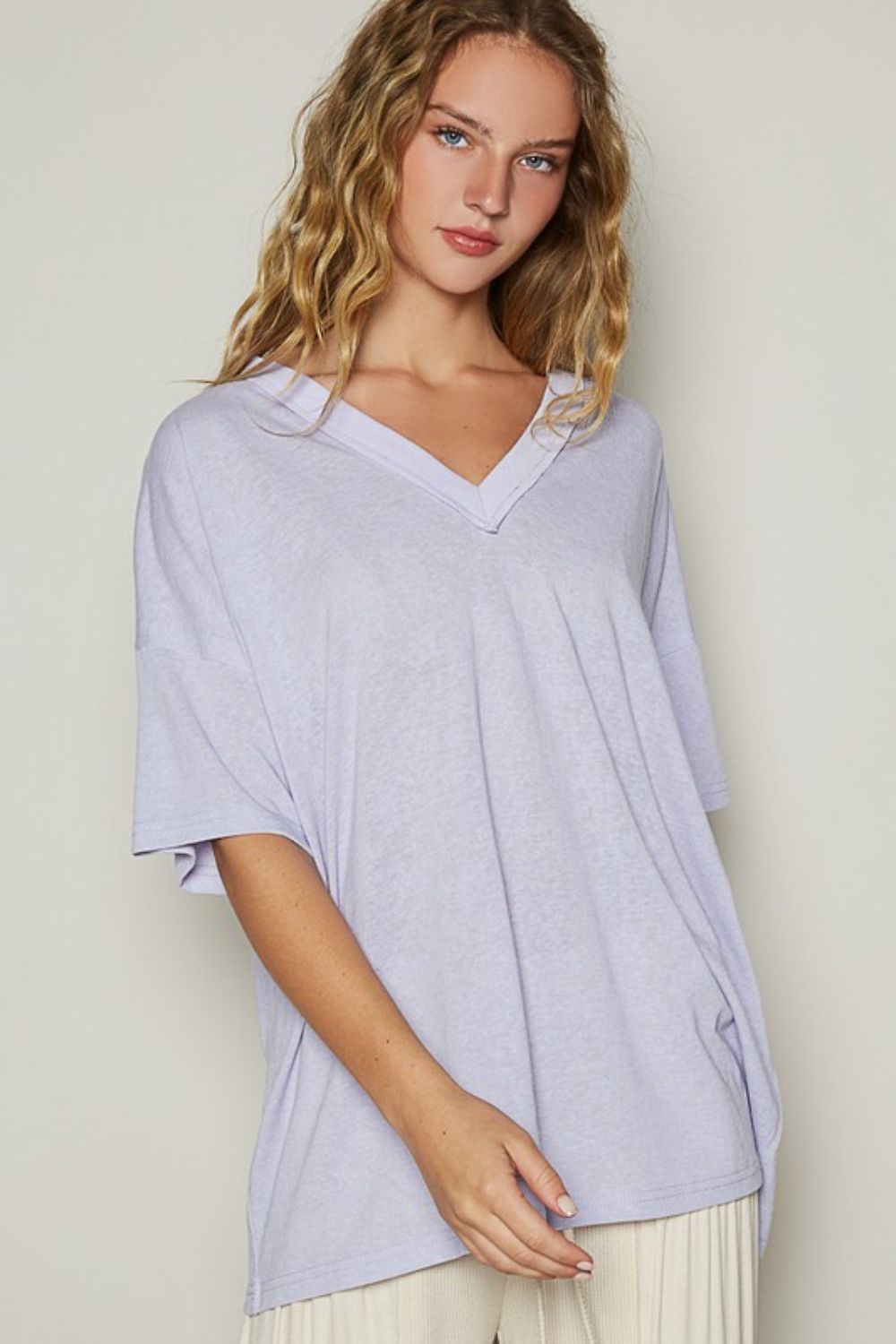 POL Half Sleeve V-Neck Tunic T-Shirt in Lilac Purple