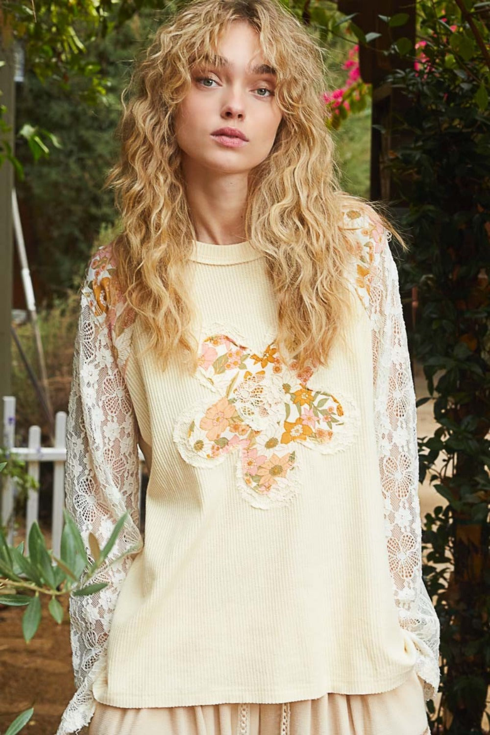 POL Flower Patch Lace Sleeve Knit T-Shirt Top in Cream Multi