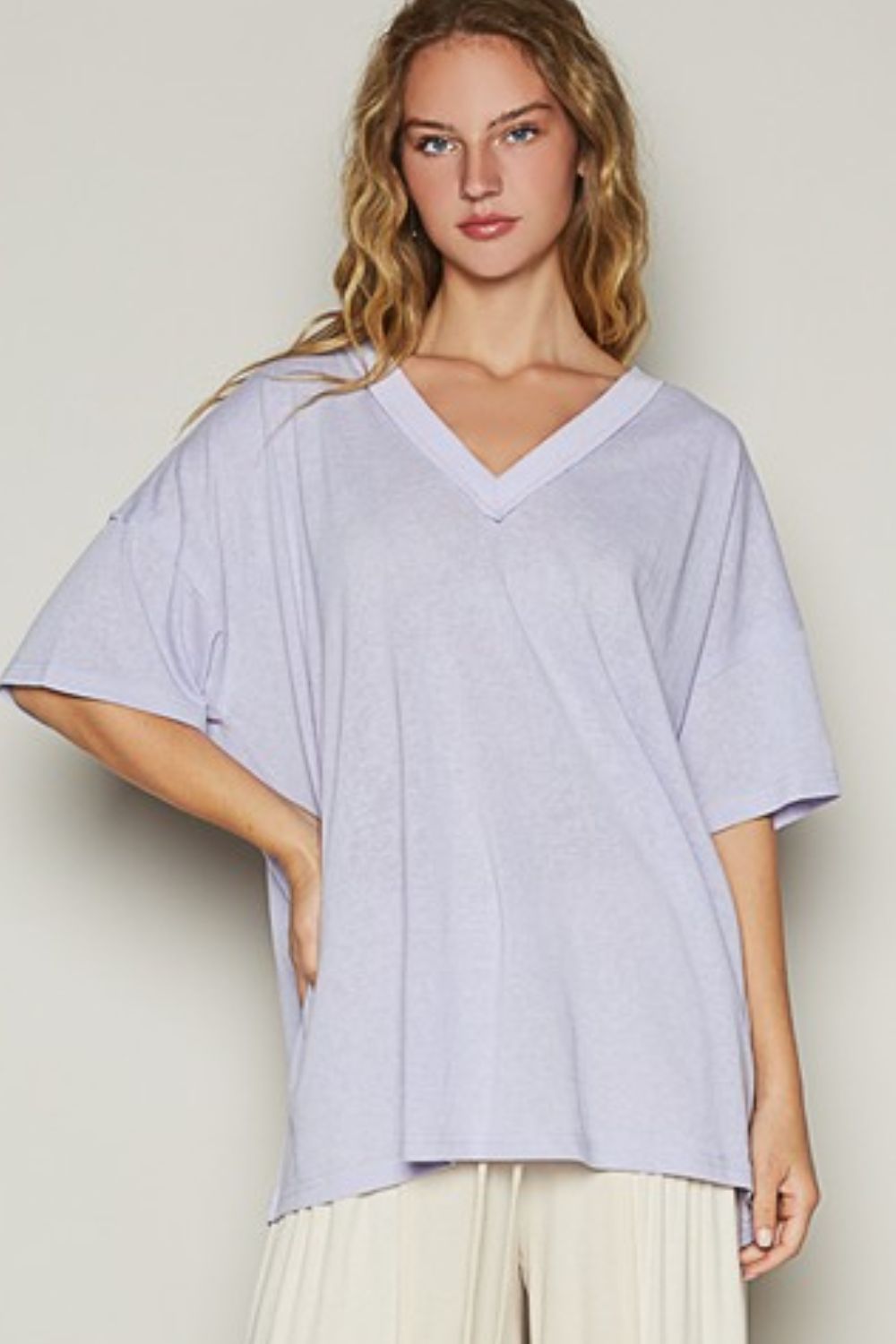 POL Half Sleeve V-Neck Tunic T-Shirt in Lilac Purple