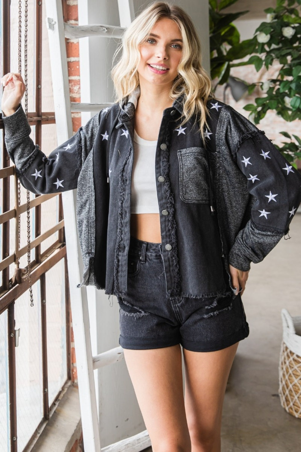 Veveret Star Embroidered Raw Hem Hooded Denim Jacket in Black