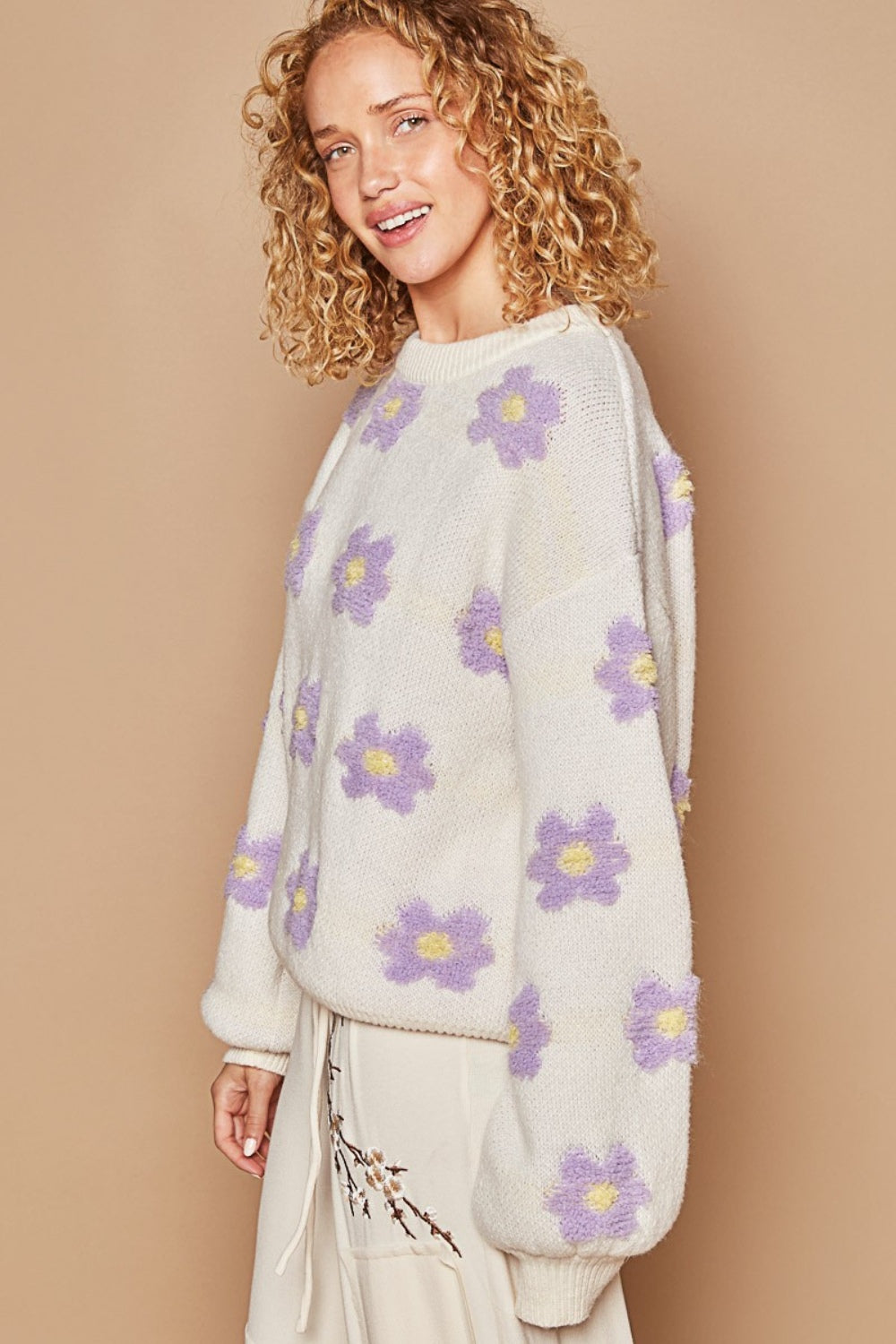 POL Daisy Pattern Drop Shoulder Round Neck Sweater in Cream Multi NWT