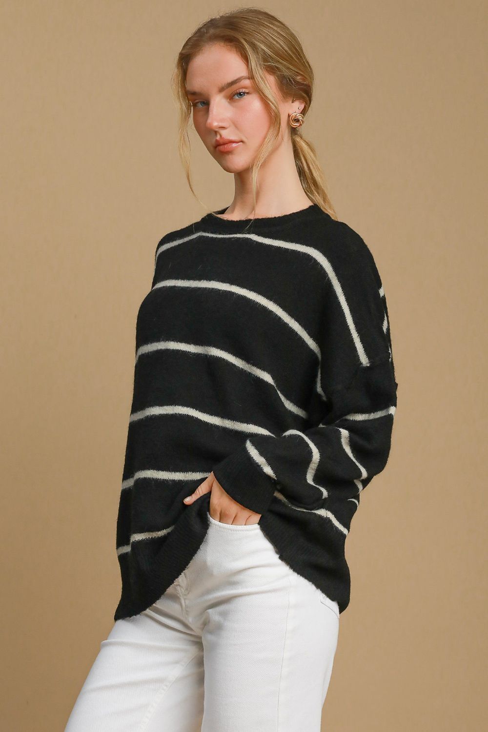 Umgee Wool Blend Striped Ribbed Knit Round Neck Sweater in Black/Cream NWT