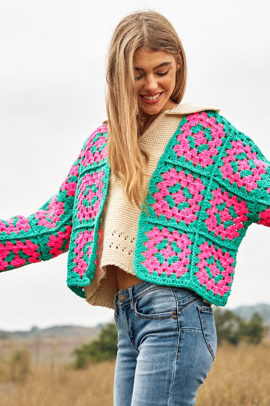 Davi & Dani Two-Tone Floral Square Crochet Open Knit Cropped Cardigan