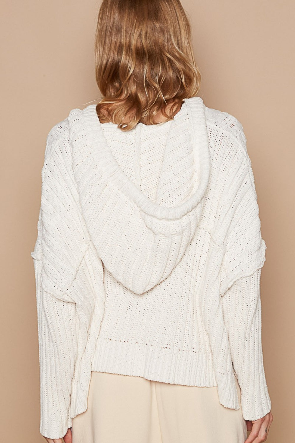 POL High Low Hem Hooded Cable-Knit Sweater in Cream Relaxed Fit Drawstring