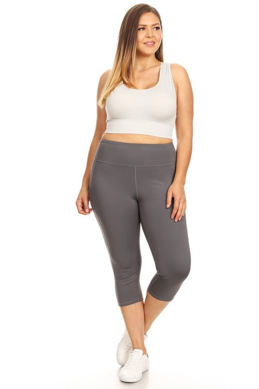 Yelete Plus Size High Waist Tech Pocket Workout Capri Leggings Yoga Pants in 5 Colors