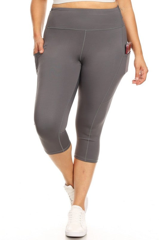 Yelete Plus Size High Waist Tech Pocket Workout Capri Leggings Yoga Pants in 5 Colors