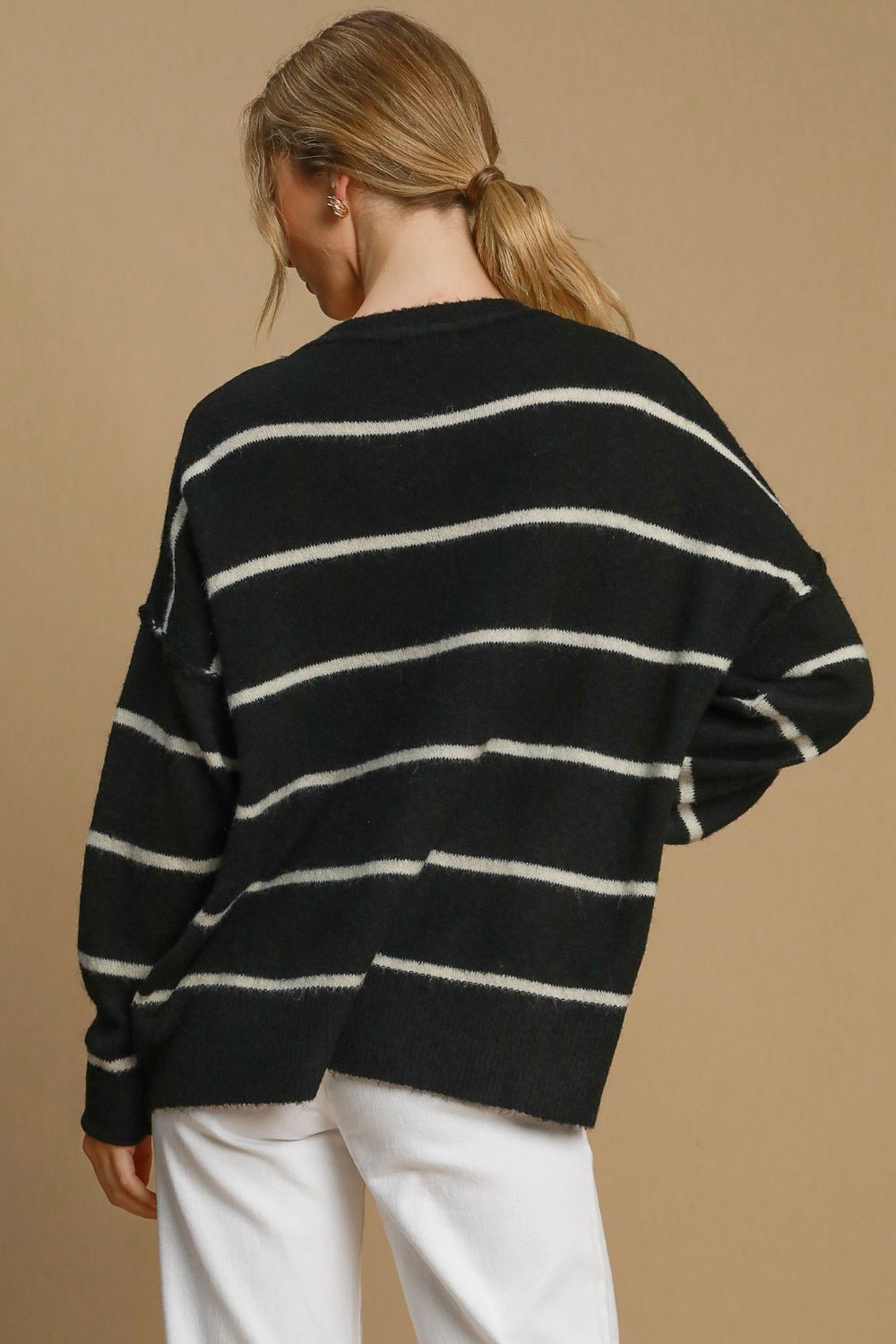 Umgee Wool Blend Striped Ribbed Knit Round Neck Sweater in Black/Cream NWT