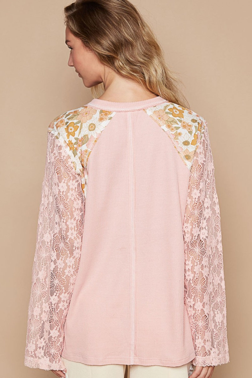 POL Flower Patch Lace Sleeve Knit Top in Dusty Pink